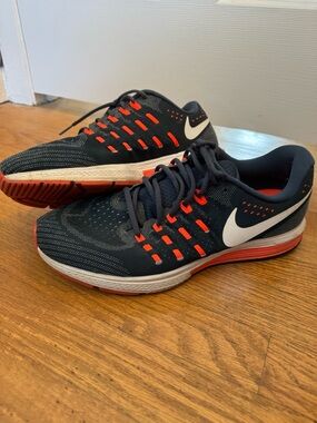 Nike Air Zoom Vomero men’s sneakers